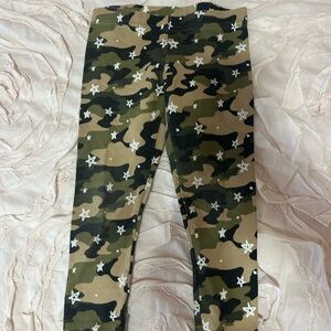 Tucker + Tate Green and Tan Star Camo Leggings Size 3T Gently Used
